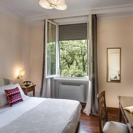 La Hotel