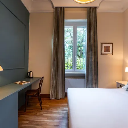 La Hotel Siena
