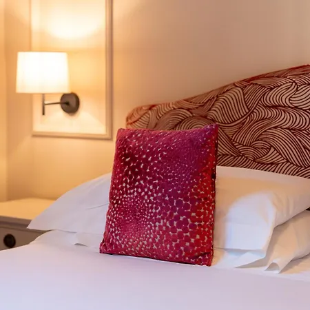 La Hotel