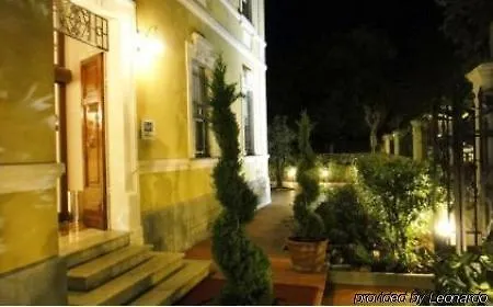 Hotell La 3*